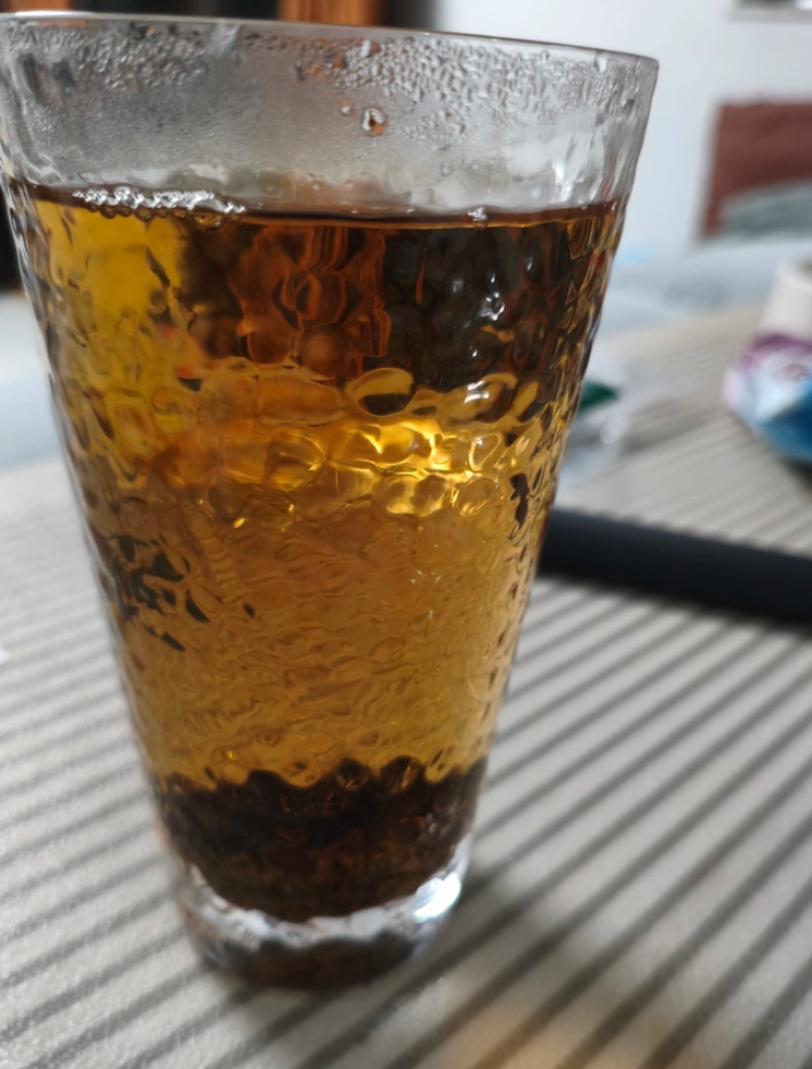 Keemun black tea compared with breakfast tea
