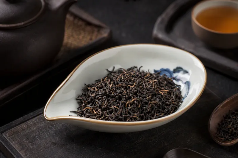 Clear, bright ruby-amber liquor of Keemun black tea